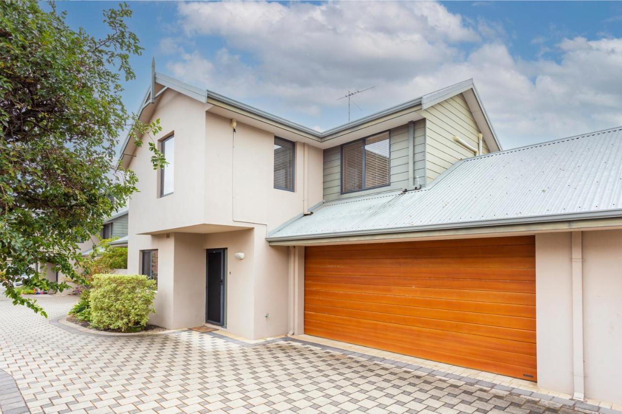 Coode Street Townhouse - Executive Escapes Villa Пърт Екстериор снимка