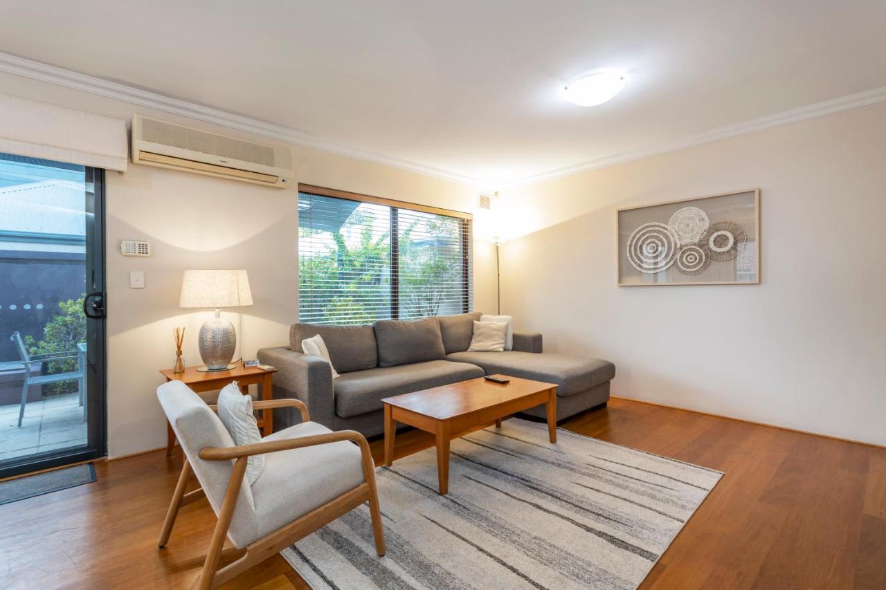 Coode Street Townhouse - Executive Escapes Villa Пърт Екстериор снимка