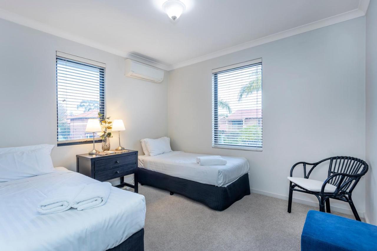 Coode Street Townhouse - Executive Escapes Villa Пърт Екстериор снимка